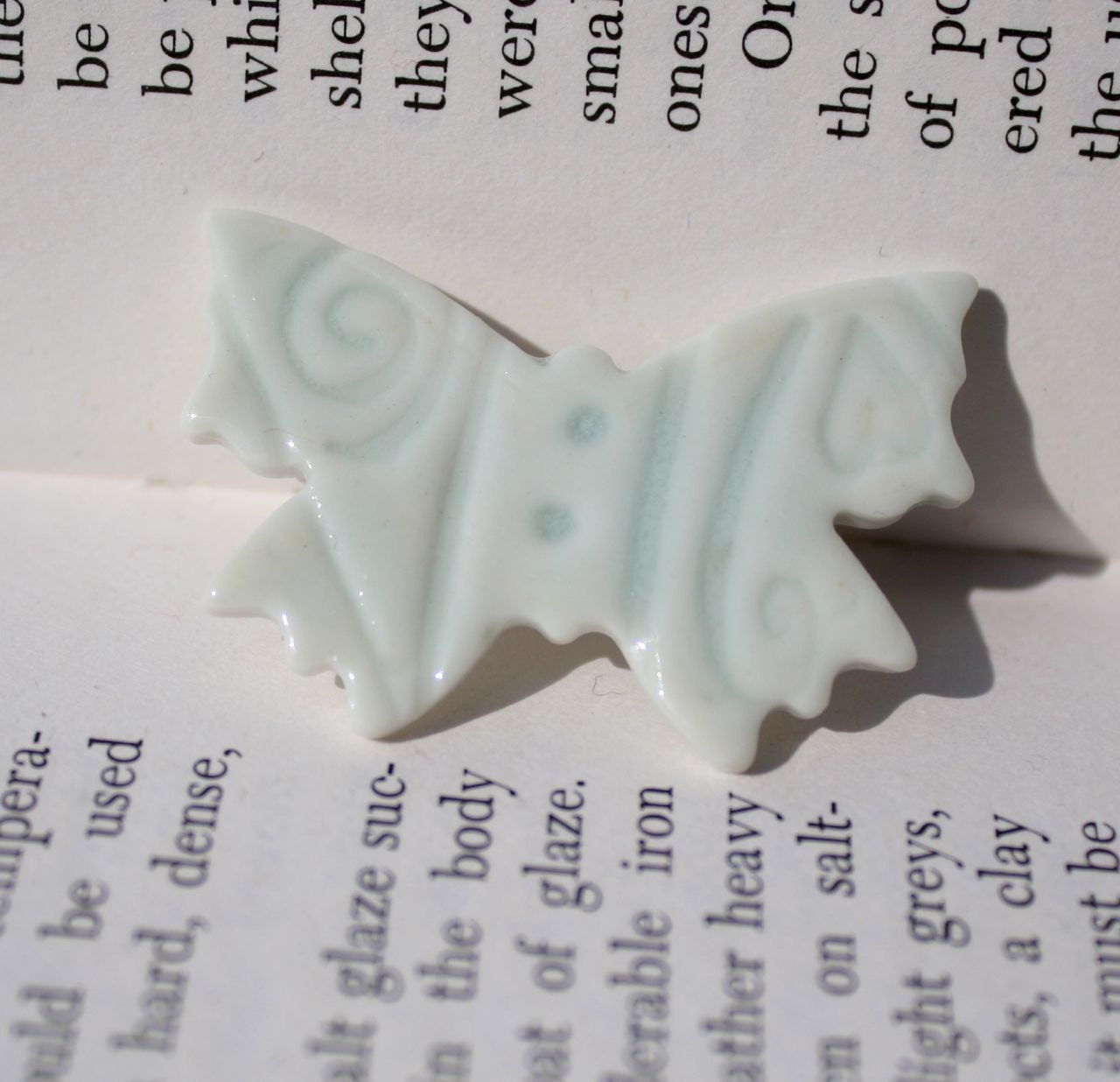Butterfly brooch, pale green, porcelain ceramic