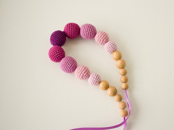 Berry Mix Nursing / Babywearing Necklace - ombre, purple, violet, lilac - shower gift, baby teether, montessori