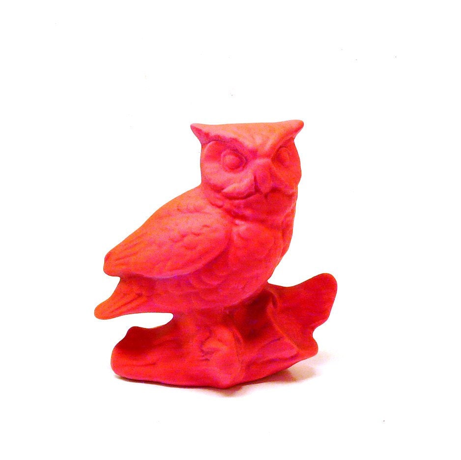 neon pink  owl figurine  //  upcycled vintage owls, kitschy bird figurines, 70s, mod, magenta, bright housewares, nature - nashpop