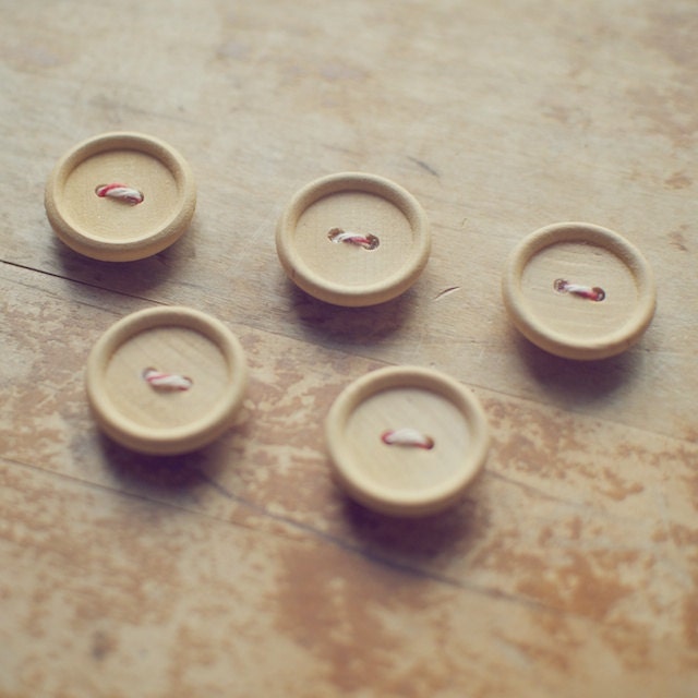 5 Wood Button Magnets - woodandgrain