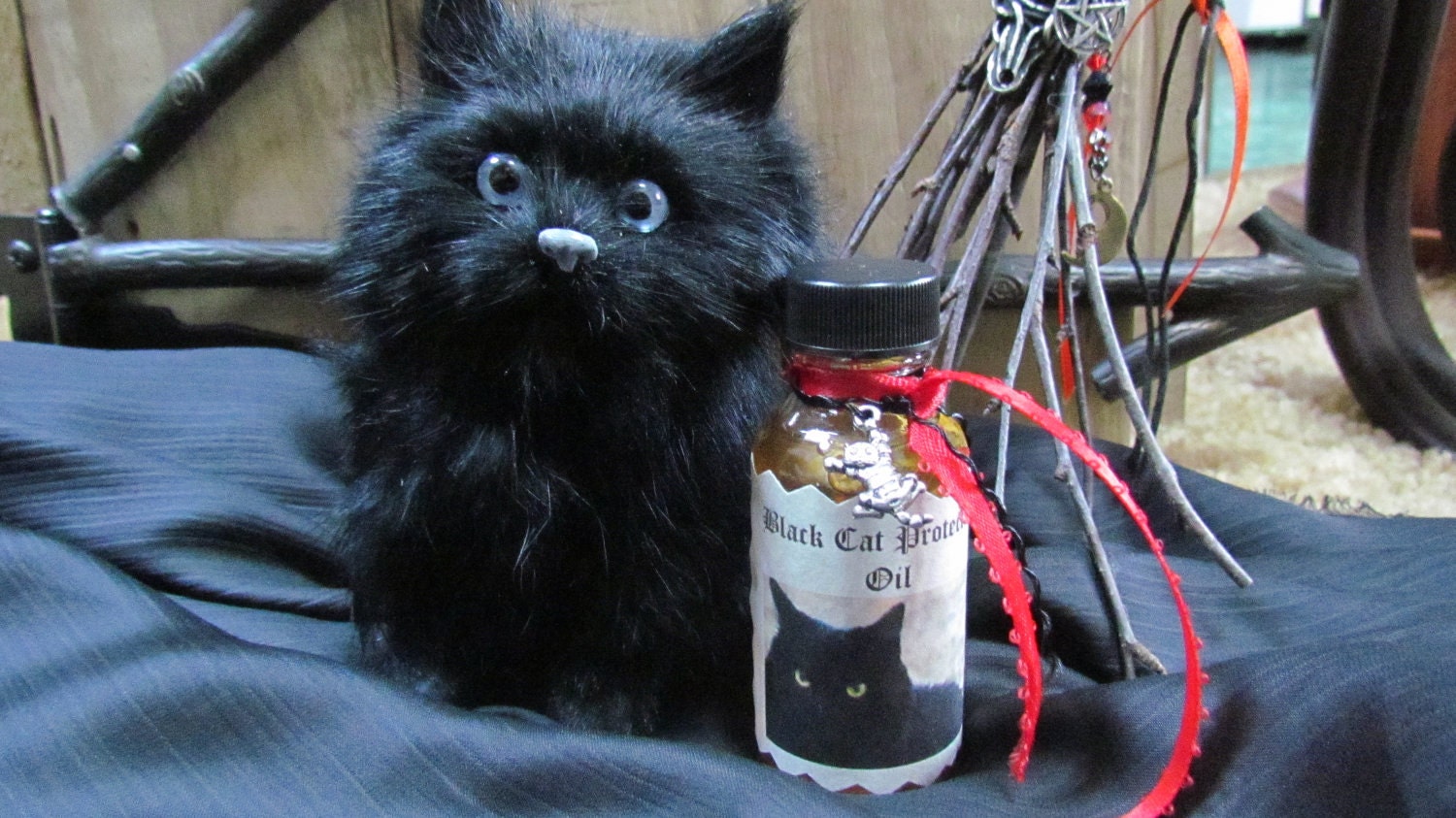 Black Cat Oil /  1/2 oz  Protection, Hex Breaking, Bad Spell Breaking