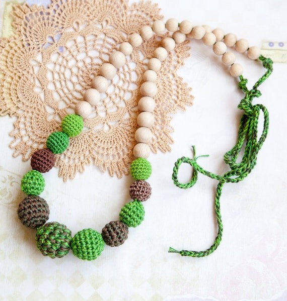 Nursing Breastfeeding necklace - teething toy -Babywearing - teething jewelry