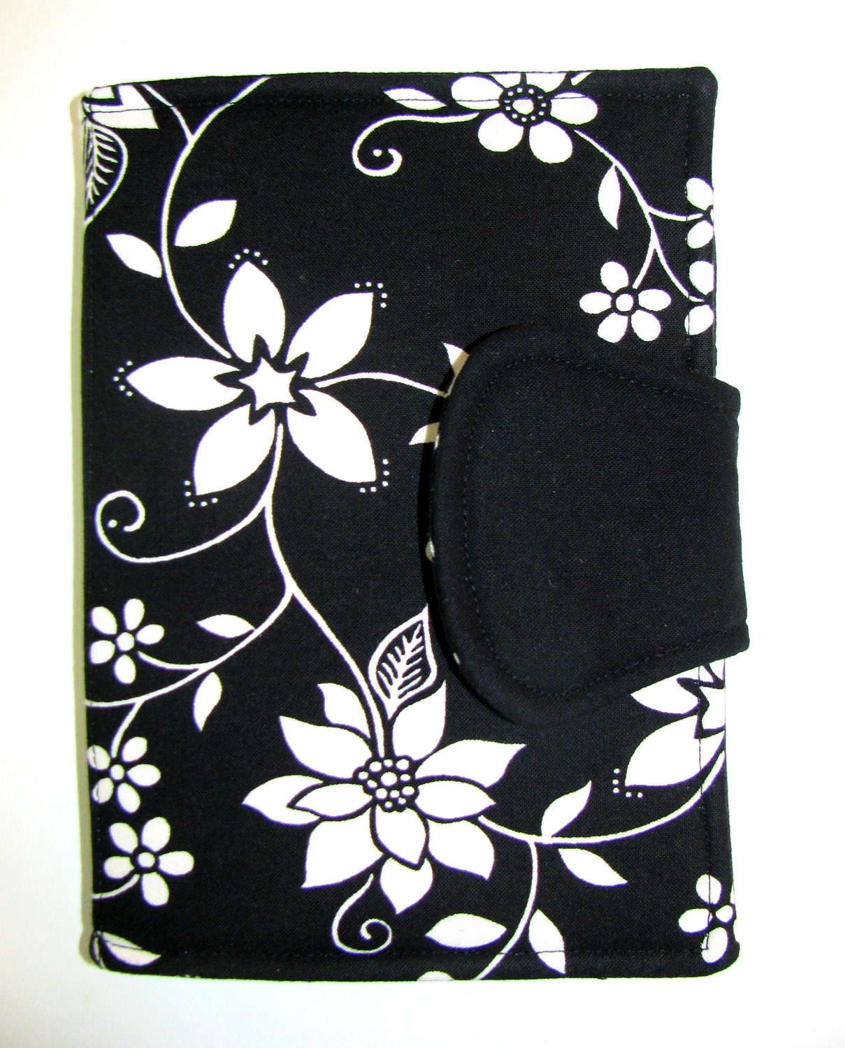 Kindle Cover, Kindle Fire HD Cover, Kindle Paperwhite Cover, Kobo Arc Cover, Sony, Kobo Cover, Nook Case - Book Style - Black/ White Flowers