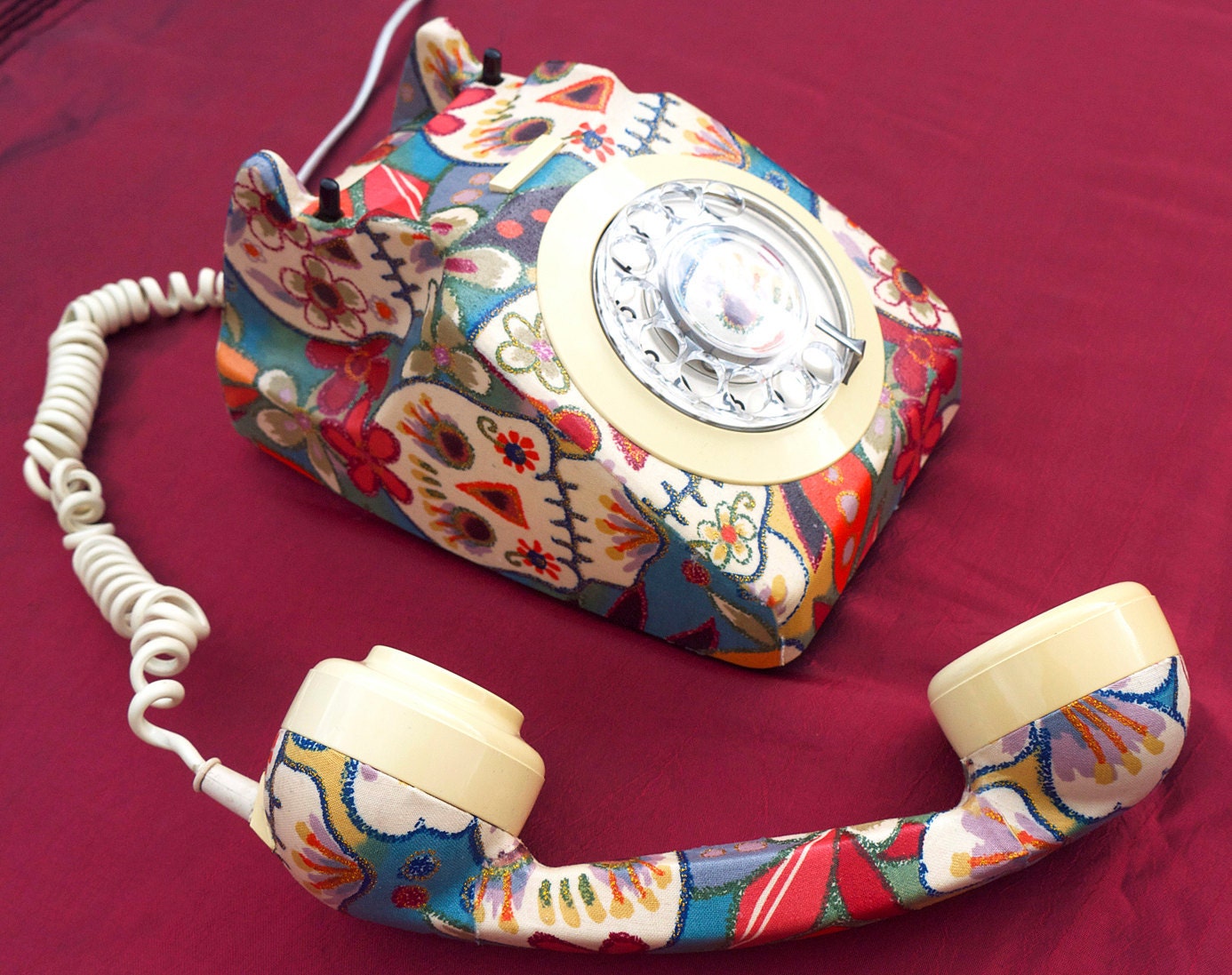 Unique Day of The Dead Sugar Skulls Decorated Upcycled Vintage Rotary Phone FULLY WORKING