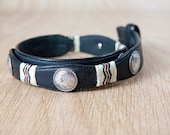 Black Leather Scallop Western Belt Wrapped Rawhide Leather & Nickel Plated Conchos, by Tony Lama (size 31 Small)