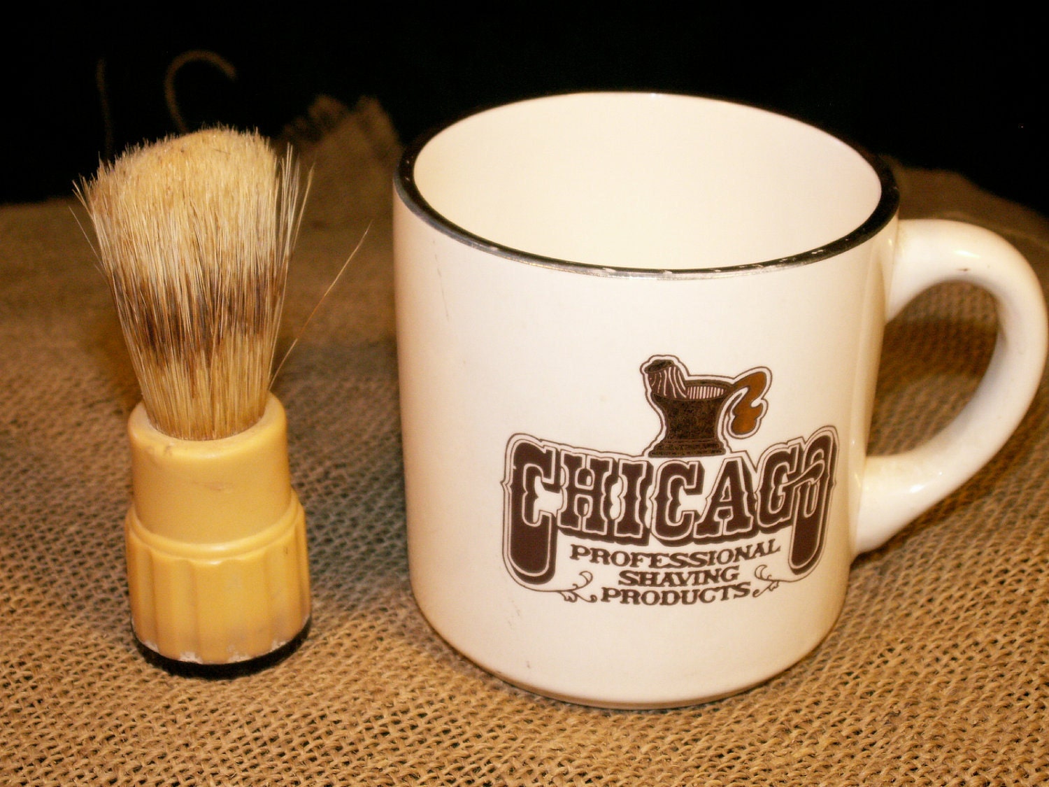 Shaving cup n brush mug vintage  and brush Vintage 40s Natural shaving