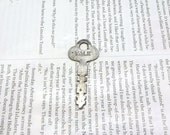 Vintage Yale Flat Lot Key Mini Skeleton Steampunk Gothic