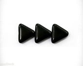 Black Triangle Czech Beads 11mm (16) Pressed Opaque Geometry Arrows - LaserBeads