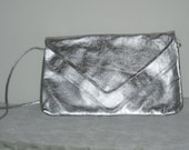 Vintage 80s Silver Metallic Envelope Purse