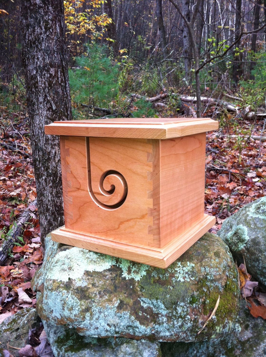 Jumbo Cherry Yarn Box