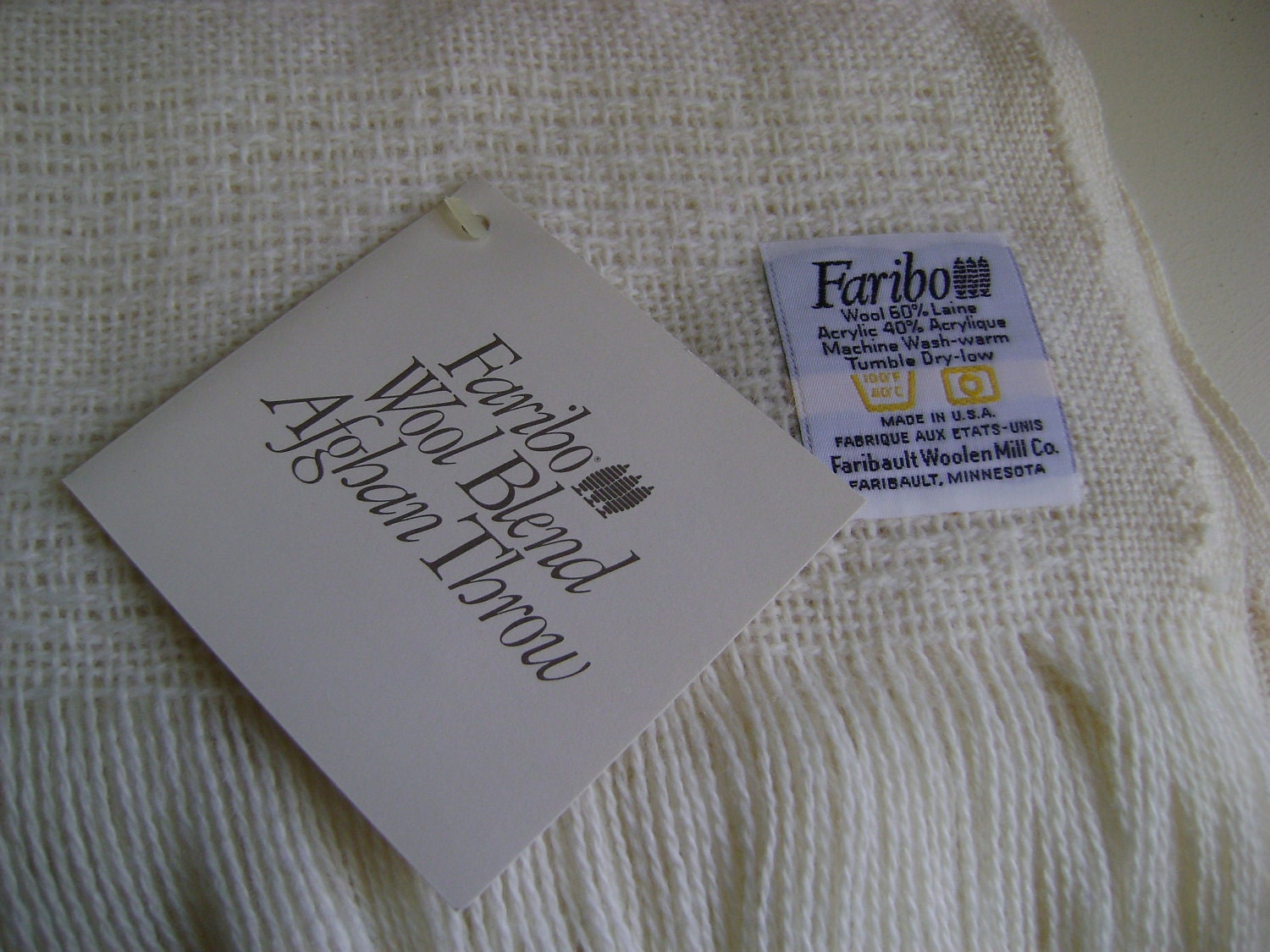 Vintage Deadstock Faribo White Throw