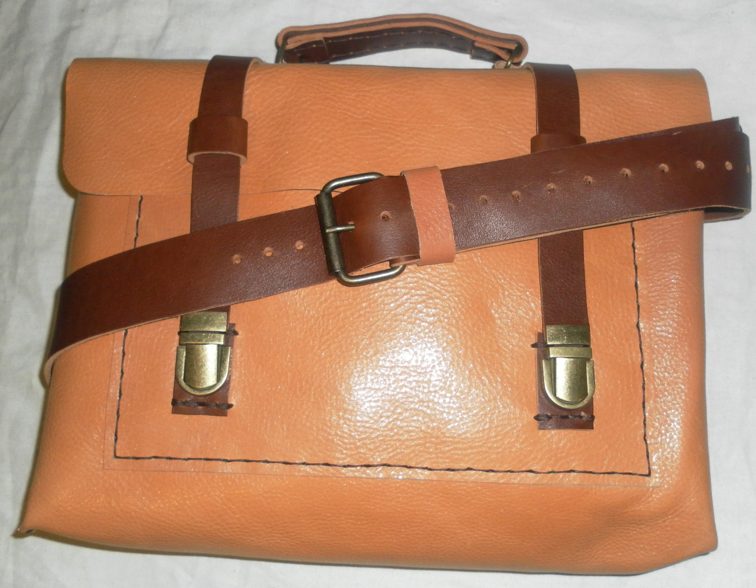 Leather bag/ satchel bag /handmade messenger bag / unisex hand stitched bag