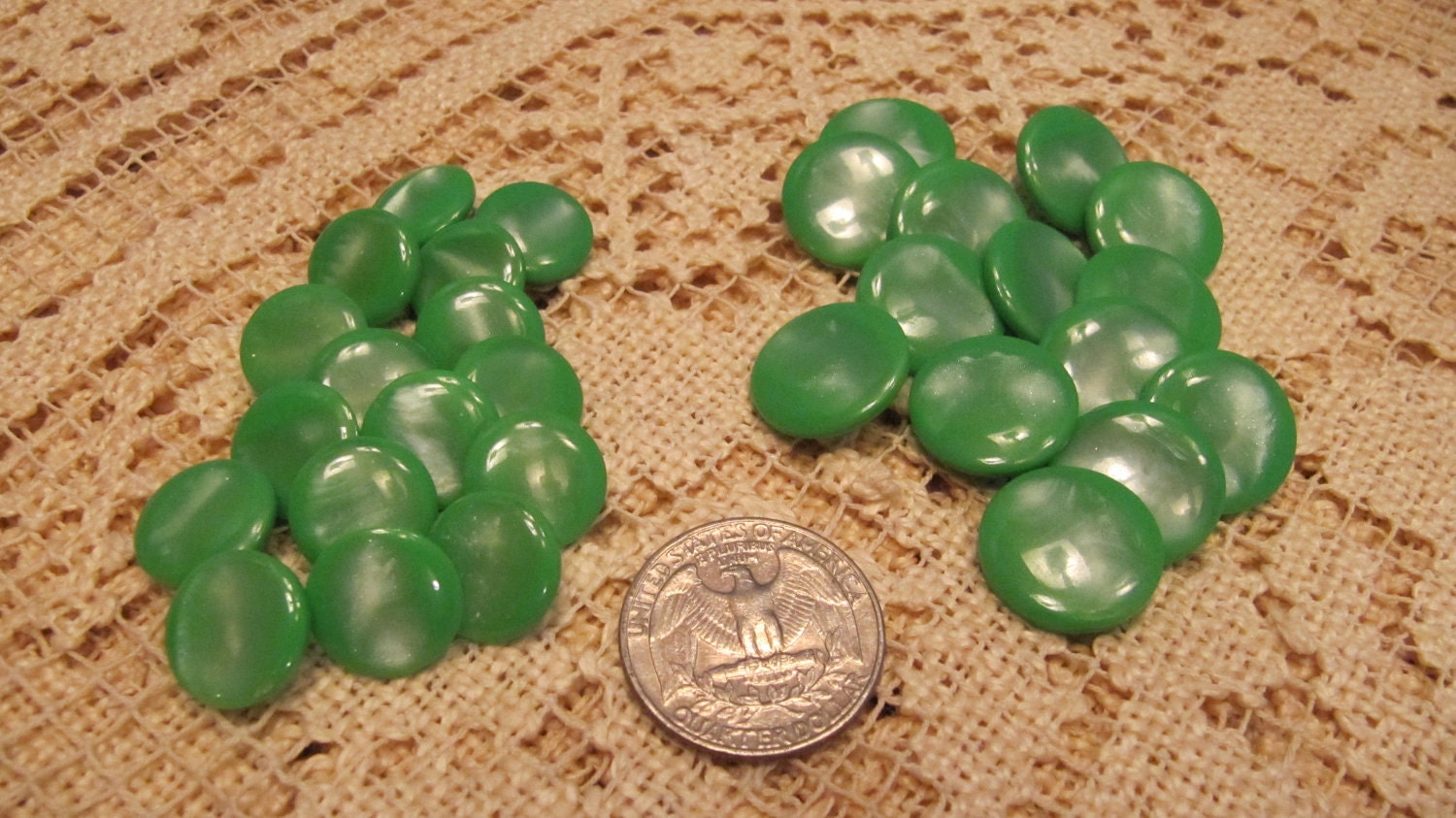 Vintage Lot Of 41 Pearlized Kelly Green Buttons