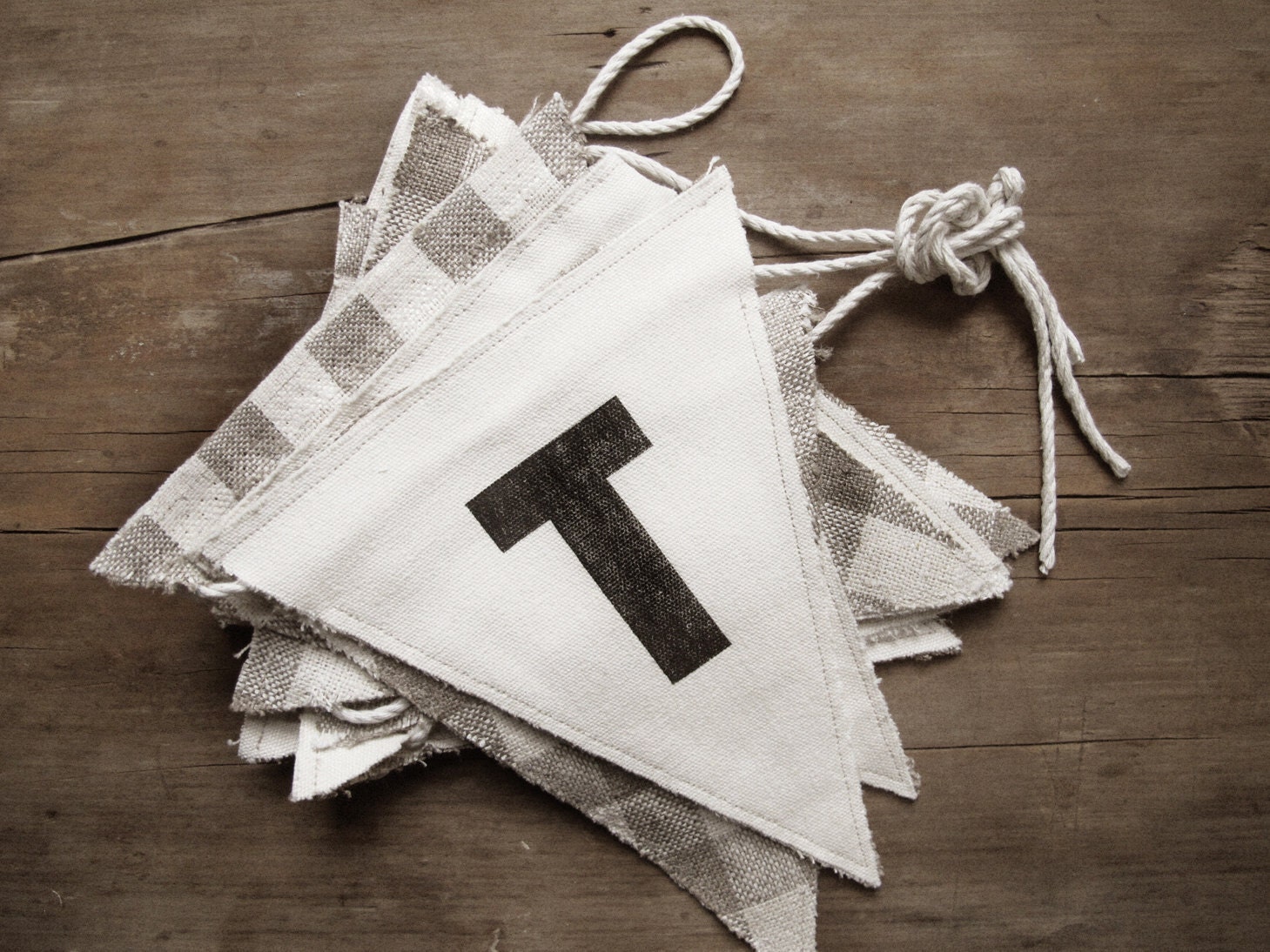 Letterpress "JUST MARRIED" bunting