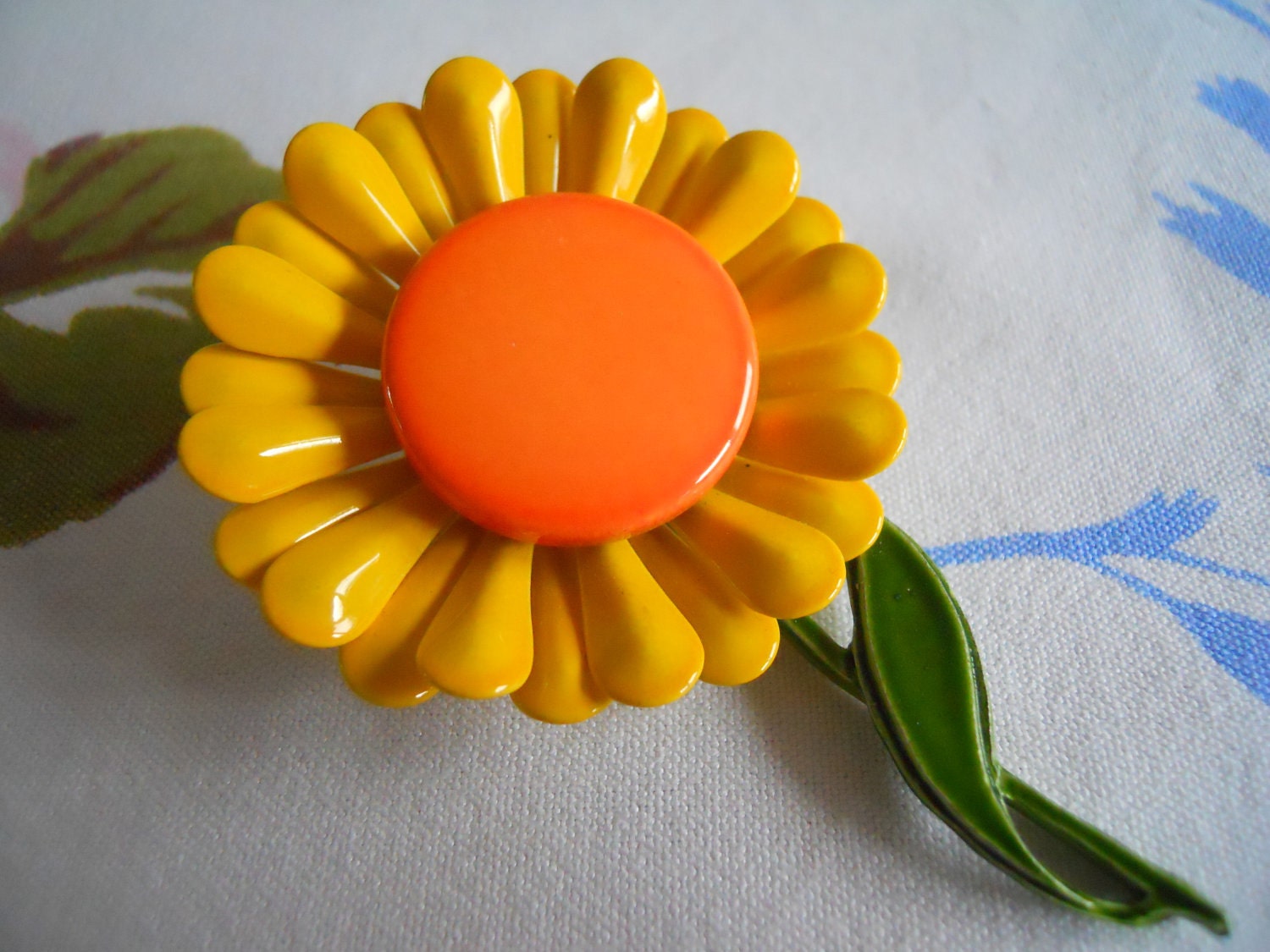 Mod Enamel Flower Brooch.  Orange and Yellow.  1980's - mamiezvintage