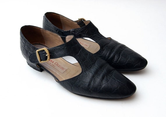 Vintage black leather reptile mary jane sandals