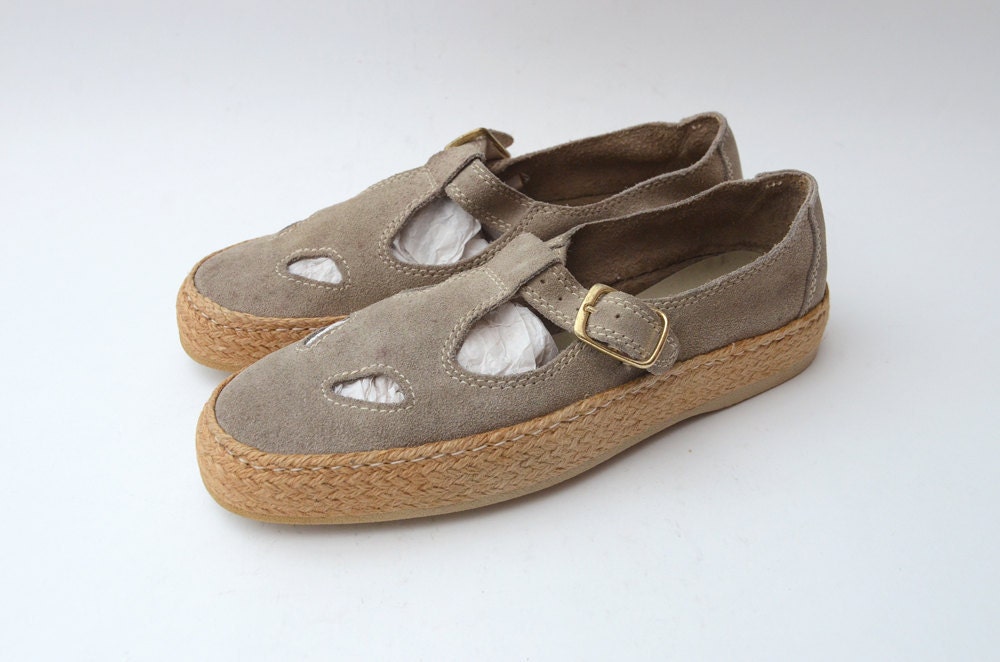 Vintage espadrilles mary jane suede flats
