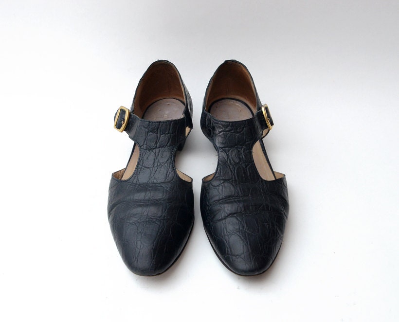 Vintage black leather reptile mary jane sandals