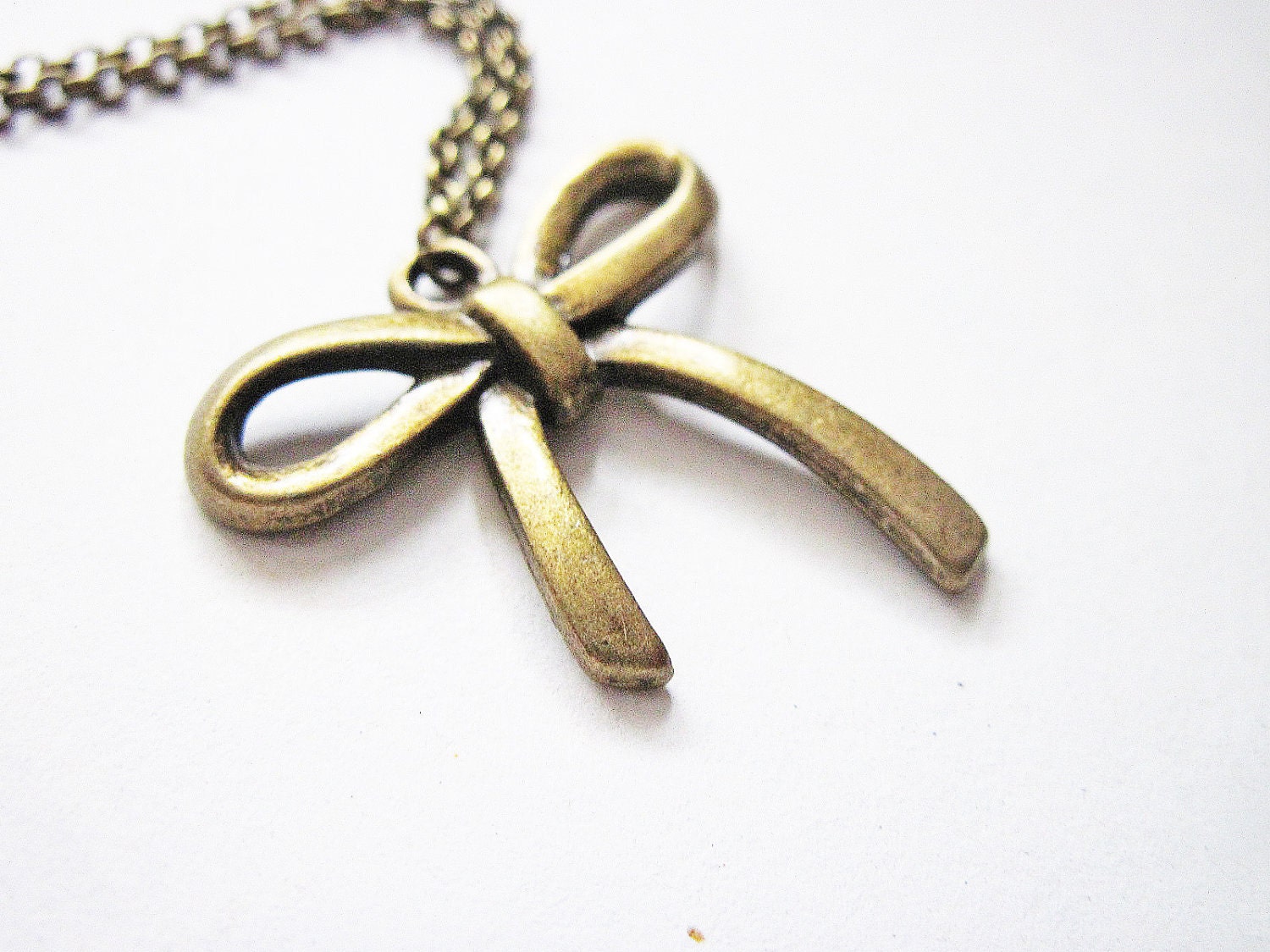 Bow necklace, bow jewelry, antique bronze bowtie necklace, vintage style small cute bow necklace, brown bow necklace, antique bronze chain