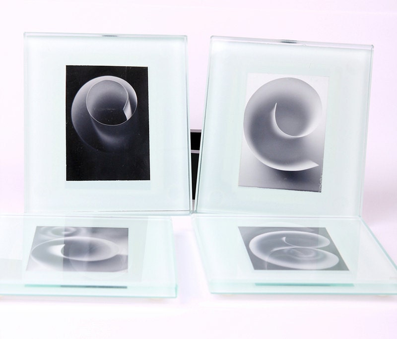 Set of 4 glass coasters with art photo prints, abstract black and white, artistic photography, with dark elegant wood holder