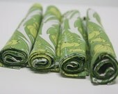 set of 4 100% cotton napkins in soul blossoms lily fern
