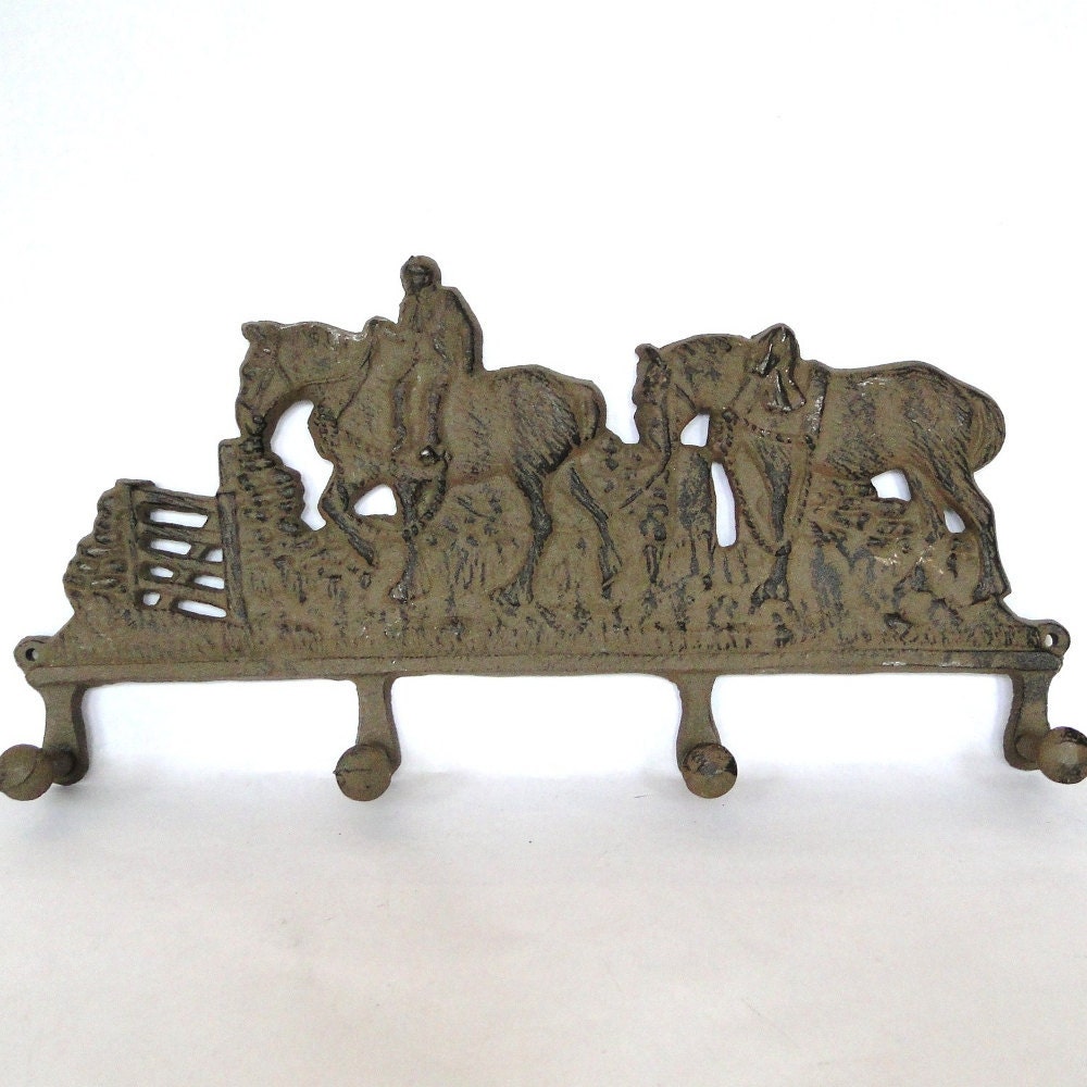 Vintage Wall Hook Horses Equestrian Rustic Iron Wall Art Horseback Rider Wall Hanging Gate Hooks Western Inspired Home Decor