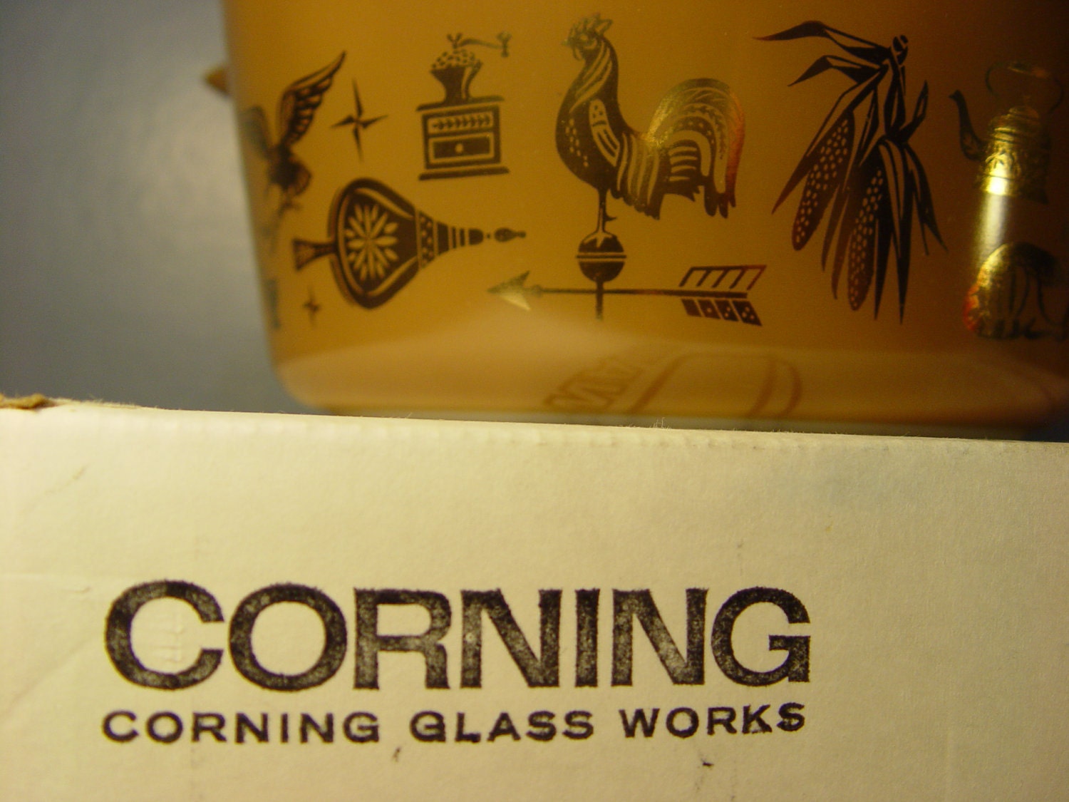 1960s Pyrex Corning 2 Qt. Casserole Dish Golden Harvest Design (New NOS)