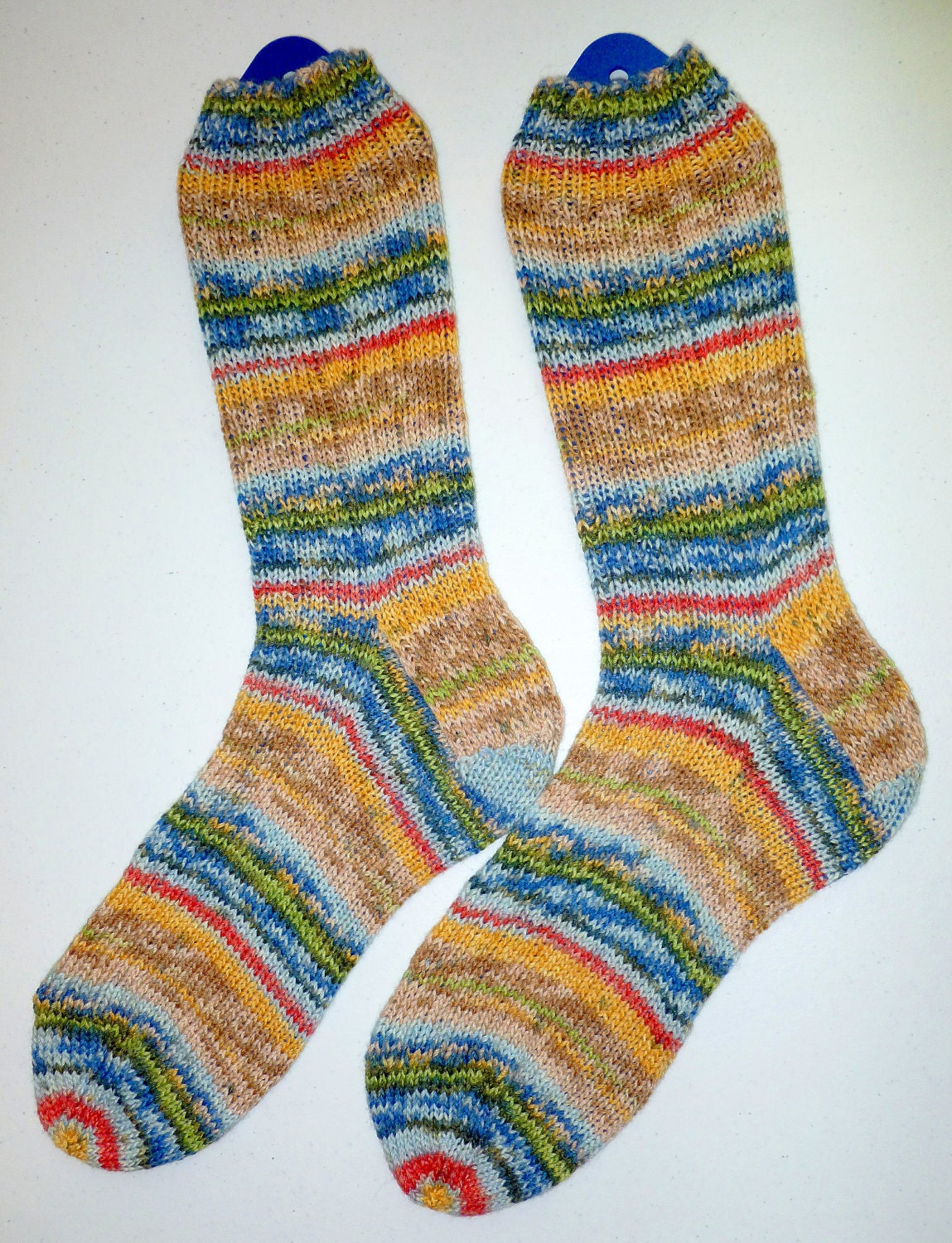 Hand Knit Mens MEDIUM or Womens LARGE Wool Socks - Opal sock yarn (O-060)