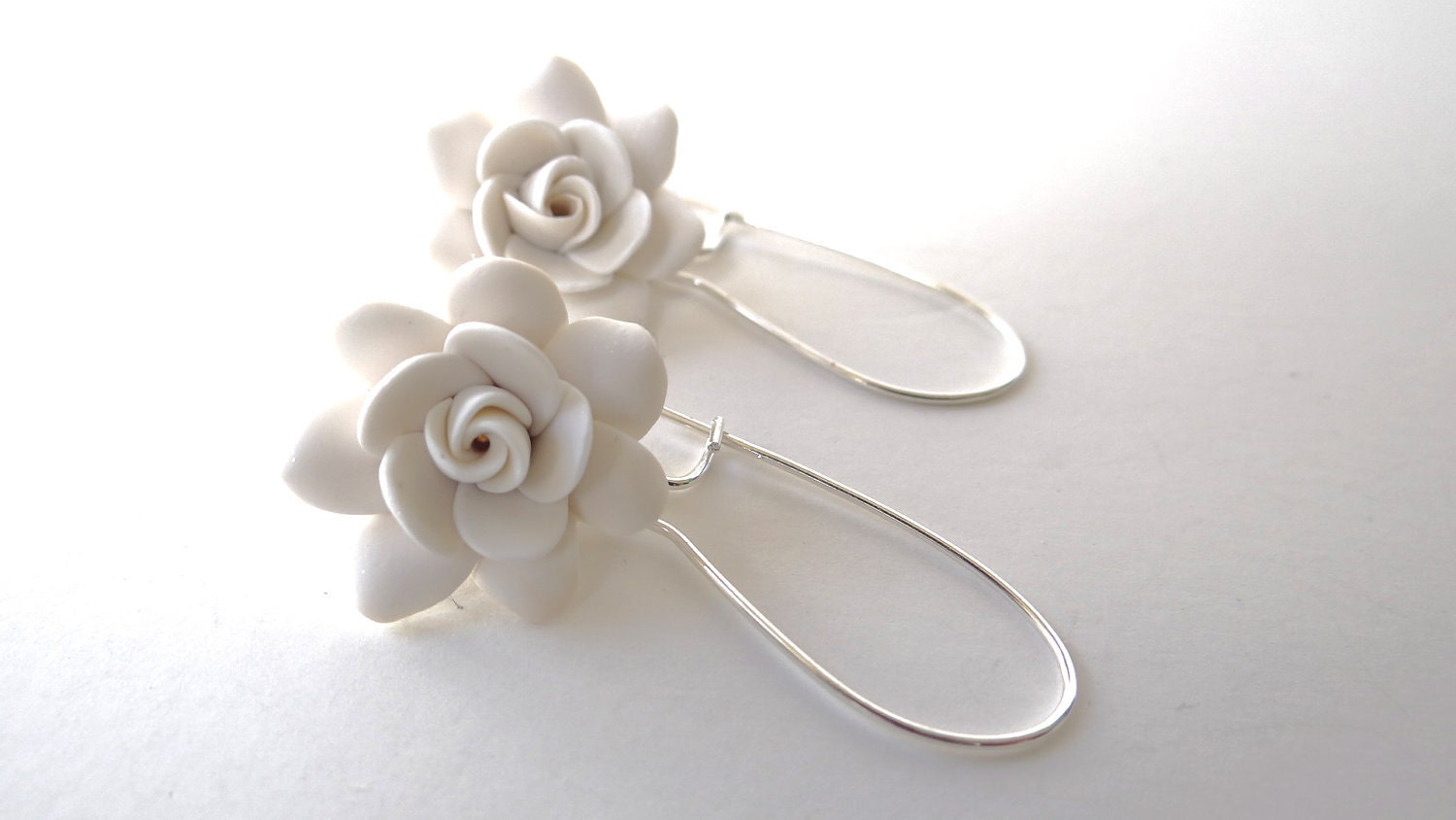 White Gardenia Earrings, White Flower Earrings, White Bridal Earrings, White Wedding Jewelry, Gardenia Jewelry - Diaszabo