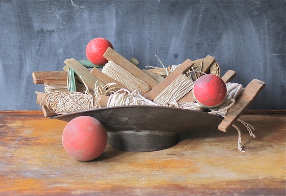 Vintage String Scraps Remnants Wooden Holders