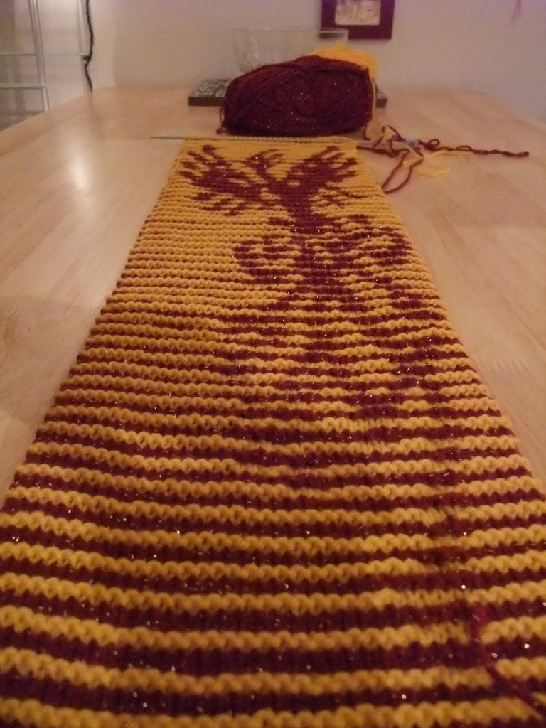 Harry Potter - Fawkes the Phoenix Illusion Scarf Knitting PDF Pattern - Chart & Written Instructions
