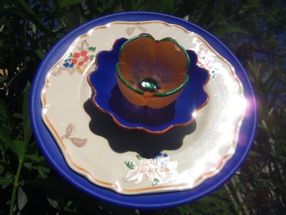 SALE SALE SALE Garden Decor - Glass Flower Garden Art Hand Painted in Blue, Orange and Green - Suncatcher - Lawn Ornament