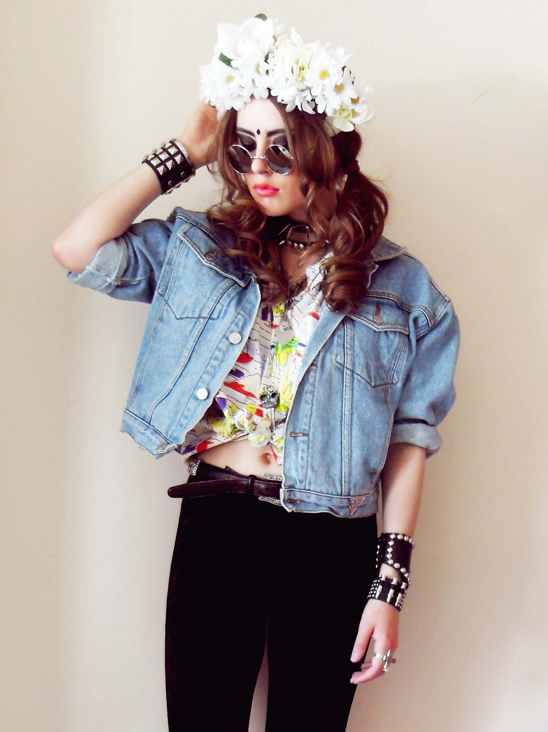 Light Wash Cropped Guess Jacket