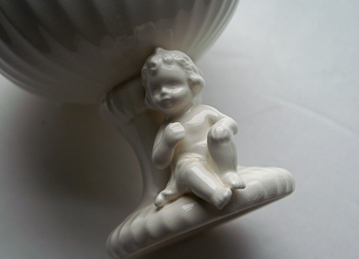 Lefton Cherub Vase Candle Holder, Vintage Ivory Porcelain Ceramic Statue