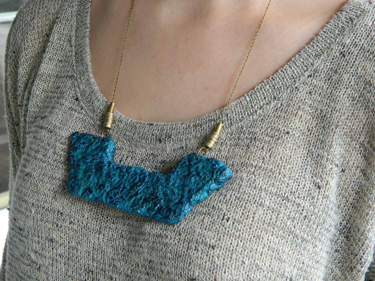 The Bar necklace, Metamorphic Series - turquoise and navy-black