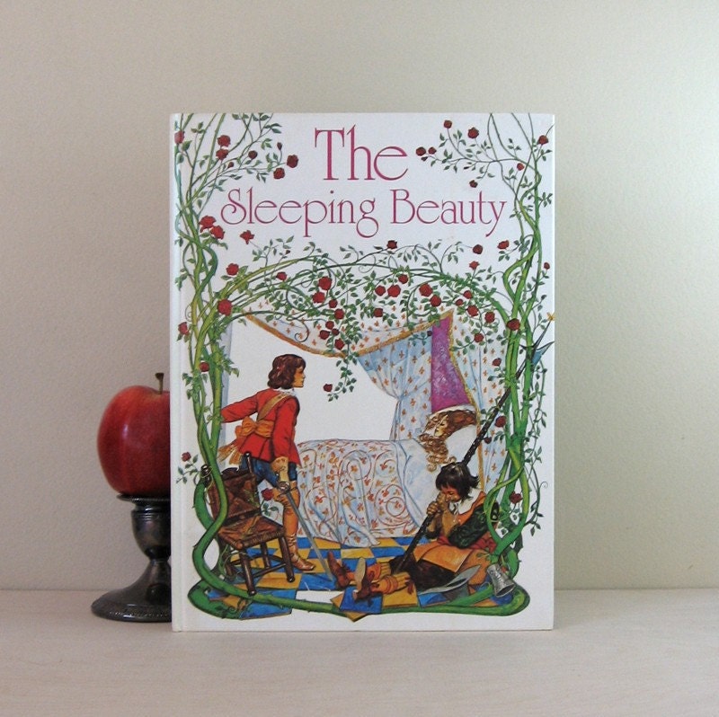 The Sleeping Beauty - 1970s Vintage Childrens Book - Illustrated Large Hardcover