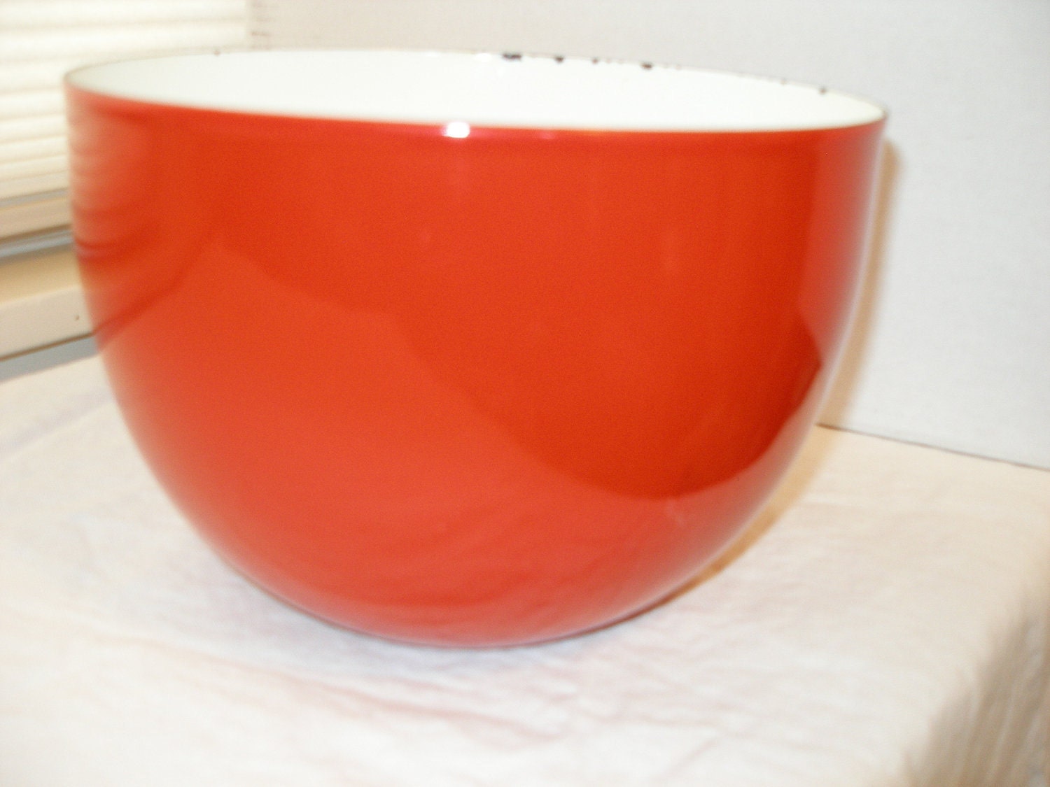 Kaj Franc Finel Arabia Red Enamel Bowl 8-1/4 dia Finland Vintage Retro