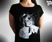 T shirt women girl unicorn black white funny horror scary goth blood