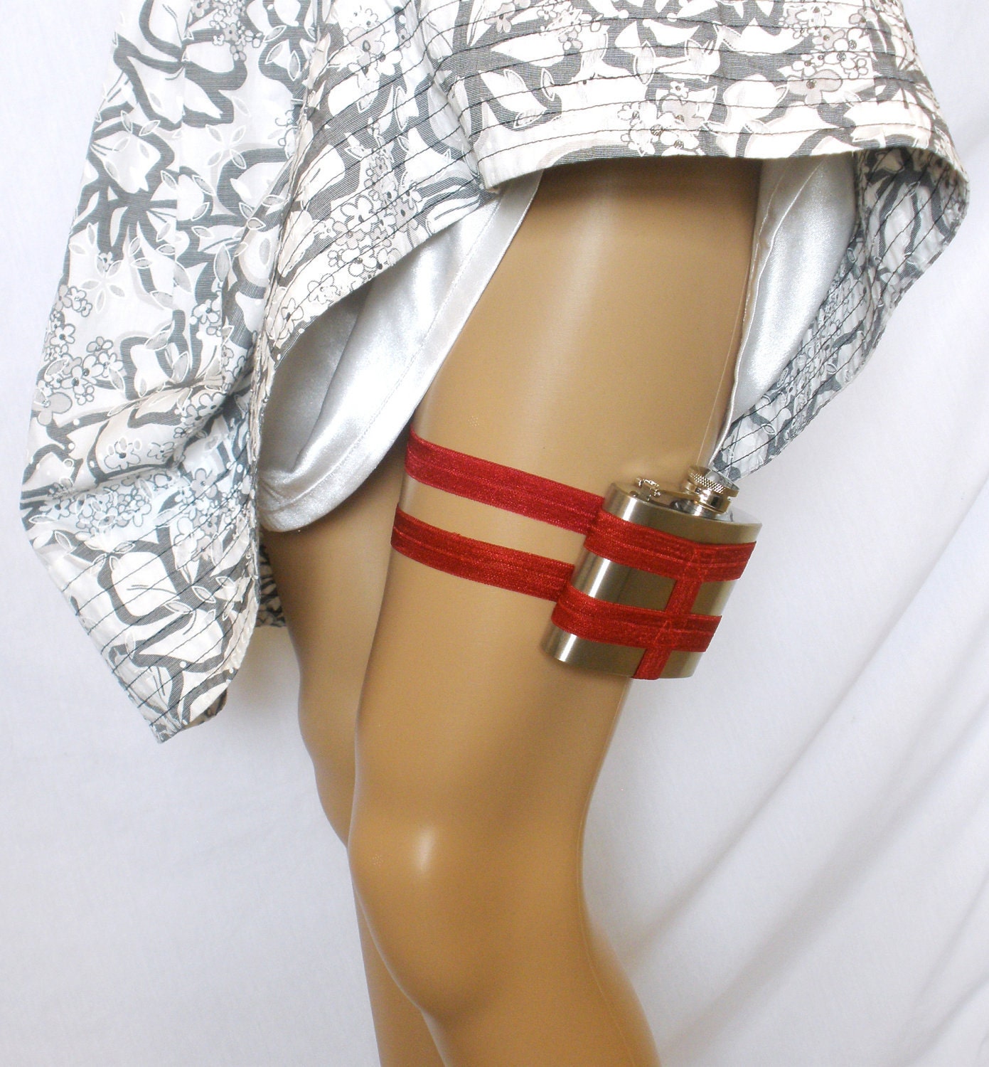 Flask Garter - 4oz Flask -  Deep Red - a little bit of fun from the 1920's