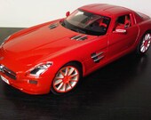 Hand Painted Detail Mercedes-Benz SLS AMG 1:18 Scale Special Edition Diecast, Die Cast