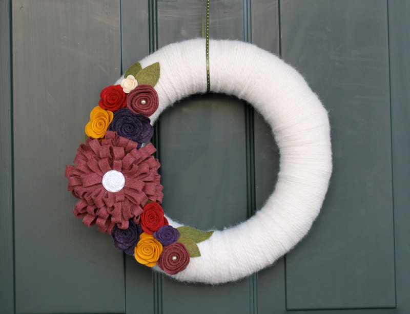 Spring Wreath, Chic Retro Colors with Felt Flowers 12" Yarn Wreath