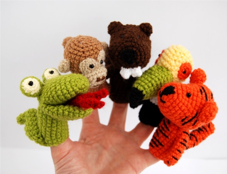 5 animal finger puppet, crocheted snake, tiger, castor, monkey, tukan, amigurumi jungel toy, play fairy tail, orange green brown