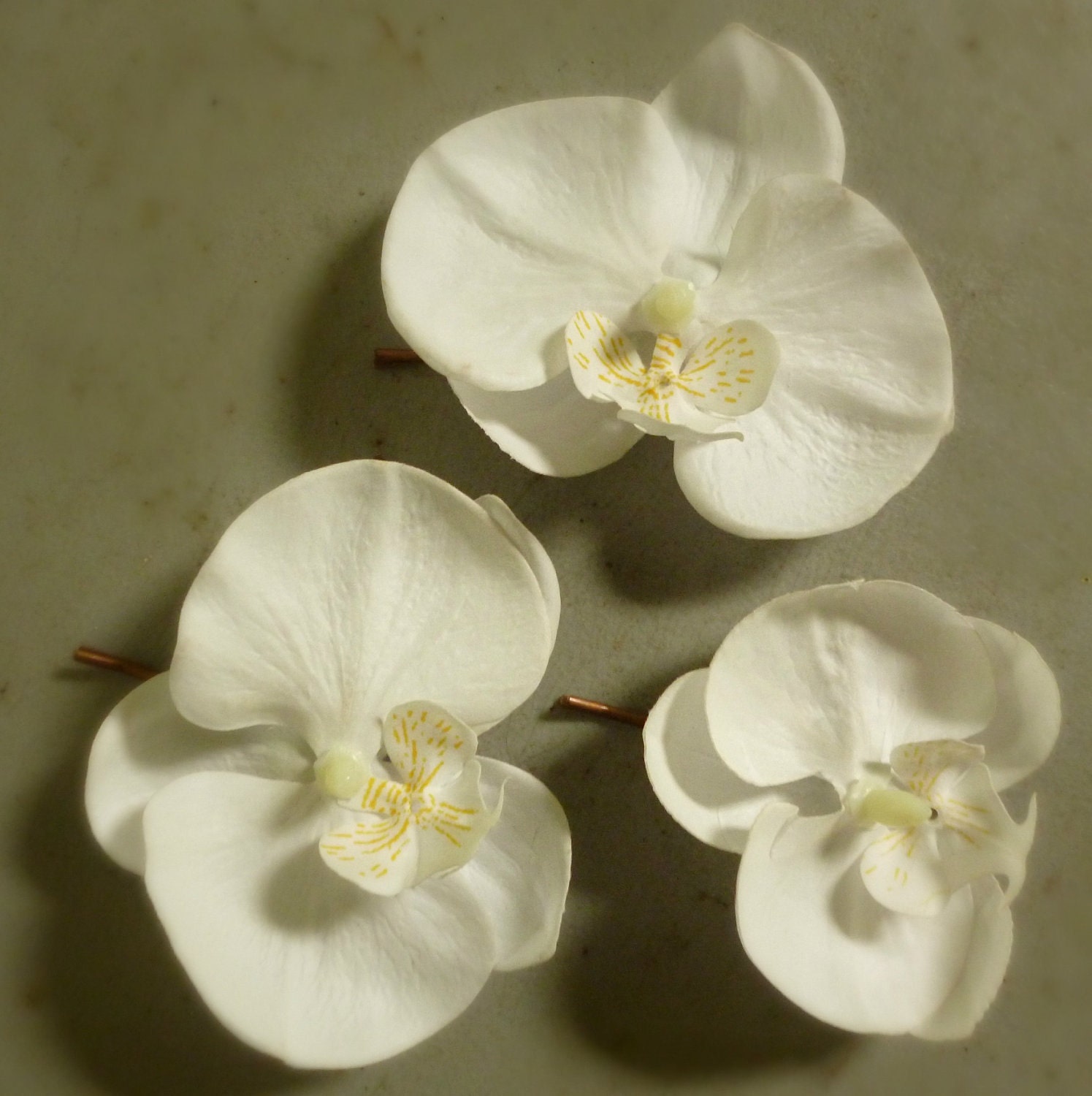 Orchid Bobby Pins / White Flower Bobby Pins / Wedding Hair Accessories / Set of Three/ White