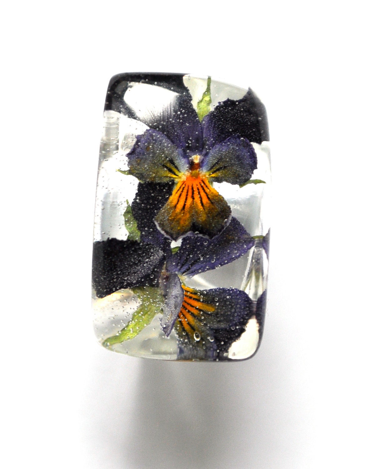 Pansy Resin Ring. Real Flower Jewelry. Pressed Flower Ring. Botanical Jewelry. Resin Jewelry. Purple Yellow.