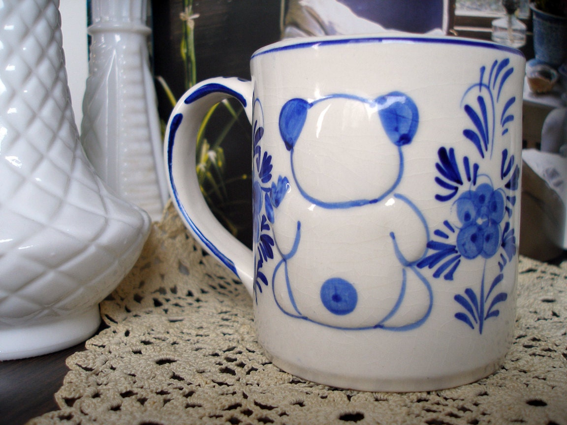 Elegant Vintage Mug - Hand Painted Delft Blue Teddy Bear