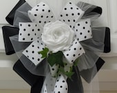 Handmade Black White Wedding Bow Polka Dots Wedding Church Pew Bow Arch Party Decoration