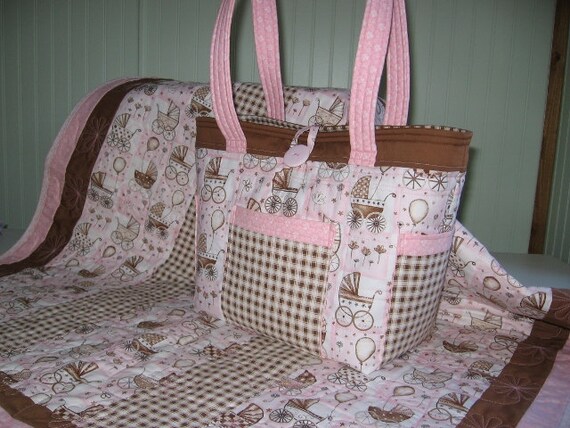 ... balloons Baby girl quilt and large quilted diaper bag in brown, pink