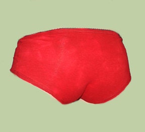 Bootyhuggers Hemp panties in red with black contrast stitching in sizes Xxs and Xs