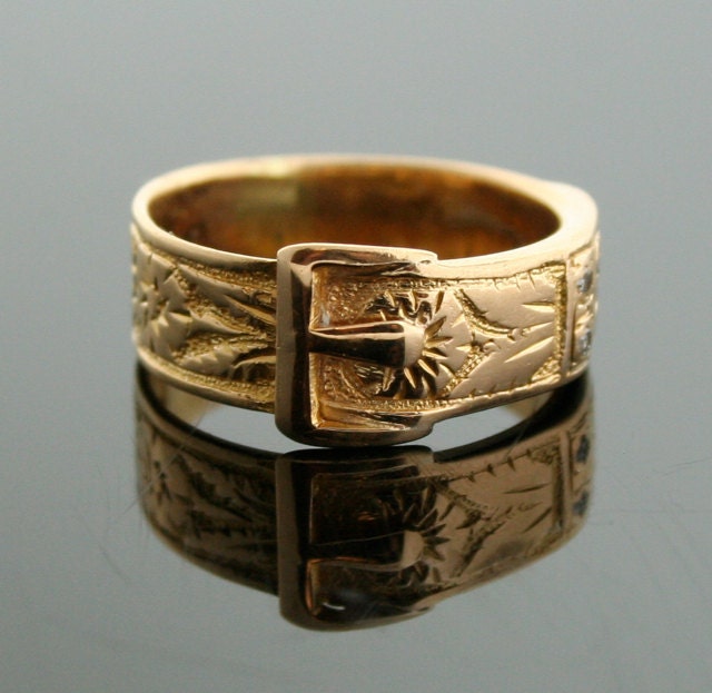 Antique Buckle Ring - 18k Yellow Gold