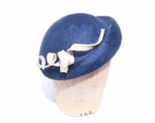 Navy Beret Hat Made With Perisisal Straw and Natural Straw Spiral Knot